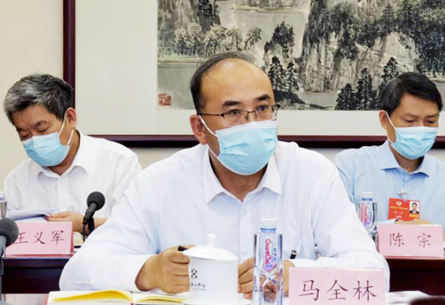 【代表委員說(shuō)·治沙】馬全林委員：加大沙區(qū)、山區(qū)與鄉(xiāng)村綠化支持力度