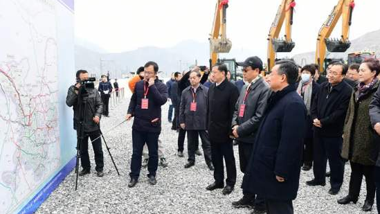 甘肅省自主修建的天水至隴南鐵路開(kāi)工