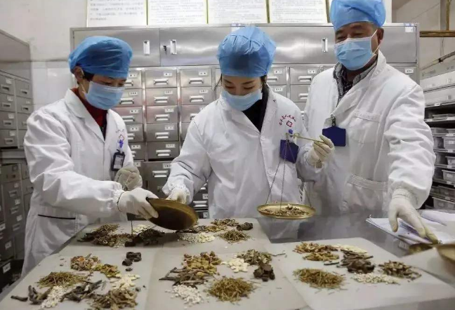 新冠肺炎疫情人物同防市民如何做？請看這里！