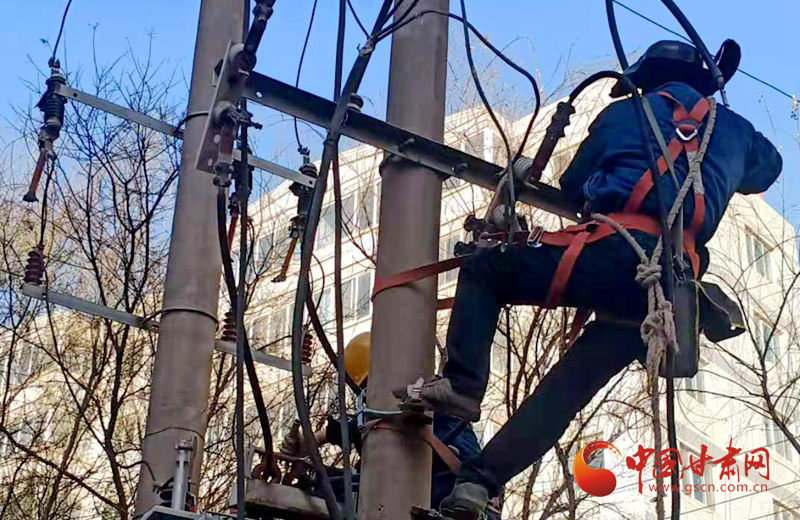 寒潮來襲，武山供電公司吹響防寒抗寒“集結號”