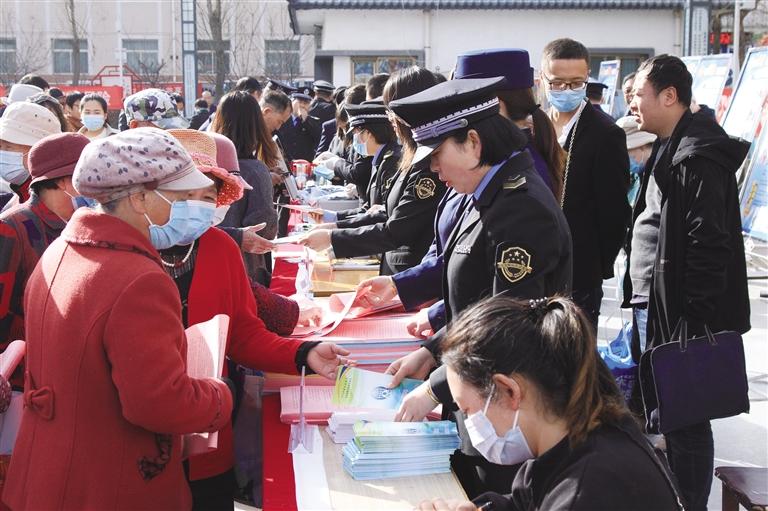 蘭州市舉行“守護(hù)安全 暢通消費(fèi)”主題活動