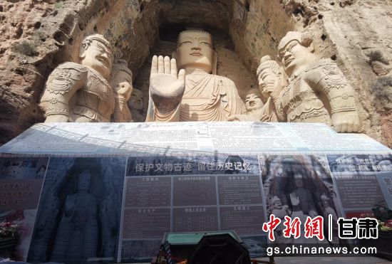 時(shí)下，中國“石窟鼻祖”天梯山石窟第13窟大佛足部與局部危巖體搶救性保護(hù)項(xiàng)目正在施工。圖為施工現(xiàn)場(chǎng)。陳曉斌 攝