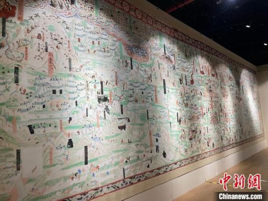 圖為展覽現(xiàn)場?！〗瓧顭?攝