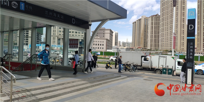 尋人：在蘭州地鐵蘭州海關(guān)站暖心救人的警察你在哪？