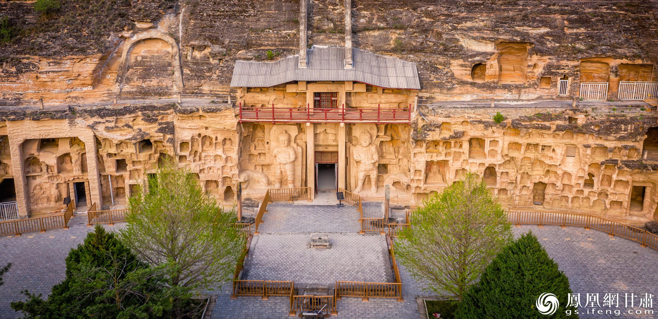 北石窟寺始建于北魏，經(jīng)多個(gè)朝代增修形成密集窟龕。北石窟寺文物保護(hù)研究所供圖