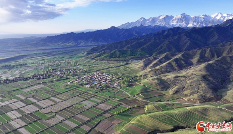 隴拍客丨民樂(lè)：祁連山下小山村風(fēng)光美